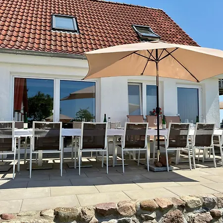 Drachenhaus-ostsee * Dassow